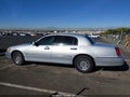 Photo 14 of 16 — 2002 Lincoln Town Car