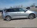 Photo 13 of 16 — 2017 Chrysler Pacifica