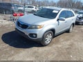 Photo 2 of 16 — 2012 Kia Sorento