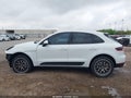 Photo 15 of 17 — 2016 Porsche Macan