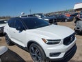 Photo 13 of 16 — 2019 Volvo XC40