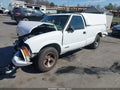 2000 Chevrolet S-10 — photo 2 of 16 | VIN 1GCCS1456Y8282905