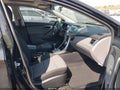 Photo 5 of 17 — 2012 Hyundai Elantra