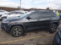 Photo 15 of 17 — 2014 Jeep Cherokee