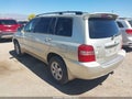 Photo 3 of 12 — 2001 Toyota Highlander