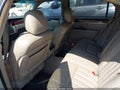 Photo 8 of 15 — 2005 Lincoln Town Car