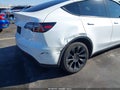 2022 Tesla Model Y — photo 6 of 15 | VIN 7SAYGDEE5NF439216