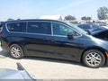 Photo 13 of 16 — 2017 Chrysler Pacifica