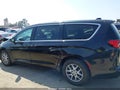 Photo 14 of 16 — 2017 Chrysler Pacifica