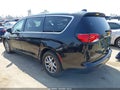 Photo 3 of 16 — 2017 Chrysler Pacifica