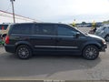 Photo 14 of 17 — 2014 Chrysler Town & Country