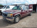 1999 GMC Sierra 1500 — photo 2 of 11 | VIN 2GTEC19V5X1563691