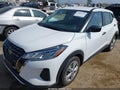 Photo 2 of 15 — 2023 Nissan Kicks