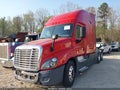 Photo 2 of 15 — 2016 Freightliner Cascadia 125