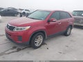 2015 Kia Sorento — photo 2 of 11 | VIN 5XYKT3A69FG654907