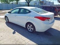 Photo 3 of 11 — 2013 Hyundai Elantra