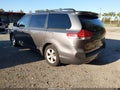 2011 Toyota Sienna — photo 3 of 16 | VIN 5TDKK3DC0BS127985