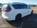 Photo 4 of 16 — 2022 Chrysler Pacifica