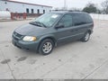 2003 Dodge Caravan — photo 2 of 12 | VIN 1D8GP25R93B329643