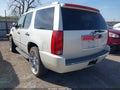 2010 Cadillac Escalade Hybrid — photo 3 of 17 | VIN 1GYUKEEJ1AR212987
