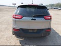 Photo 17 of 22 — 2017 Jeep Cherokee