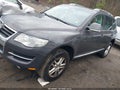 Photo 2 of 11 — 2009 Volkswagen Touareg