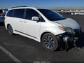 Photo 1 of 17 — 2018 Toyota Sienna