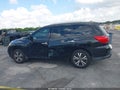 Photo 14 of 19 — 2017 Nissan Pathfinder