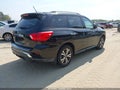 2017 Nissan Pathfinder — photo 4 of 17 | VIN 5N1DR2MM1HC913839