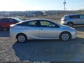 Photo 13 of 16 — 2016 Toyota Prius