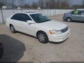 2000 Toyota Avalon — photo 1 of 13 | VIN 4T1BF28B8YU044031