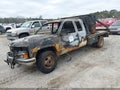 1999 Chevrolet C/K 3500 — photo 2 of 10 | VIN 1GCHK39J0XF022114