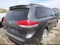 Photo 4 of 17 — 2011 Toyota Sienna