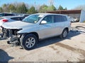 Photo 2 of 17 — 2013 Toyota Highlander