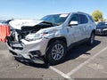 Photo 2 of 16 — 2019 Chevrolet Traverse