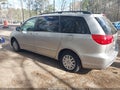 Photo 3 of 11 — 2007 Toyota Sienna