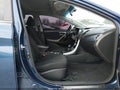 Photo 5 of 16 — 2016 Hyundai Elantra