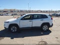 Photo 15 of 17 — 2015 Jeep Cherokee