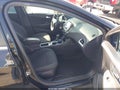 Photo 5 of 16 — 2017 Chevrolet Cruze