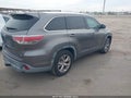 Photo 4 of 15 — 2015 Toyota Highlander