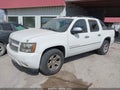 Photo 2 of 19 — 2009 Chevrolet Avalanche