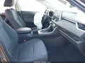 Photo 5 of 18 — 2022 Toyota RAV4