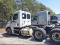 2015 Freightliner Cascadia 125 — photo 18 of 24 | VIN 3AKJGEDV7FSGA4764