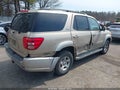 Photo 4 of 16 — 2002 Toyota Sequoia
