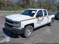 Photo 2 of 18 — 2017 Chevrolet Silverado 1500