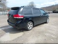Photo 4 of 18 — 2011 Toyota Sienna