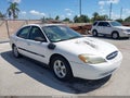 Photo 1 of 11 — 2000 Ford Taurus