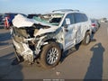 2024 Toyota Highlander — photo 2 of 11 | VIN 5TDABAA58RS000112
