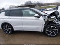 Photo 14 of 17 — 2024 Mitsubishi Outlander