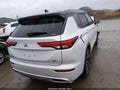 Photo 17 of 17 — 2024 Mitsubishi Outlander